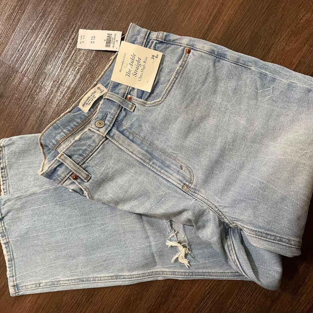 NEW Abercrombie & Fitch the ankle straight ultra high rise